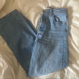 Levi’s Ribcage Straight Jeans